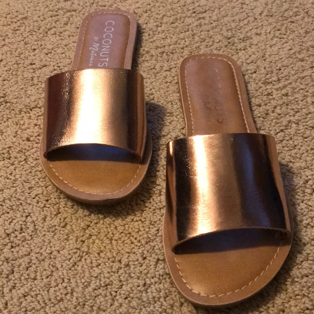 Coconuts by Matisse Cabana Sandal
